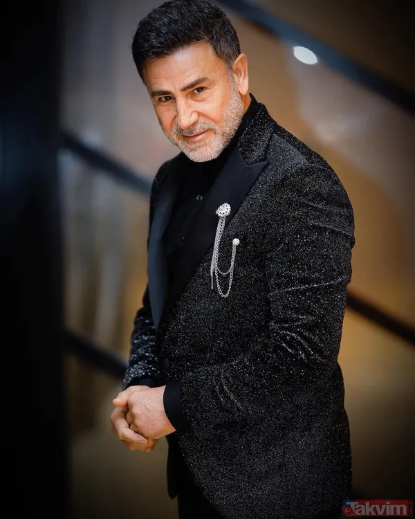 Aşiret düğününde İzzet Yıldızhan'a dolar yağmuru! O anlar sosyal medyaya damga vurdu! Küçük çocuk deste deste yağdırdı - 3