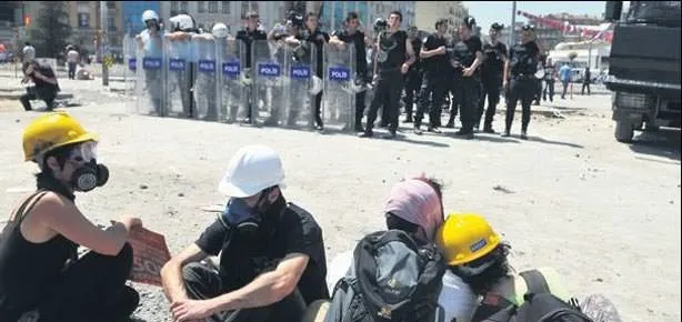 Gezi sanıklarına duruşmasız beraat