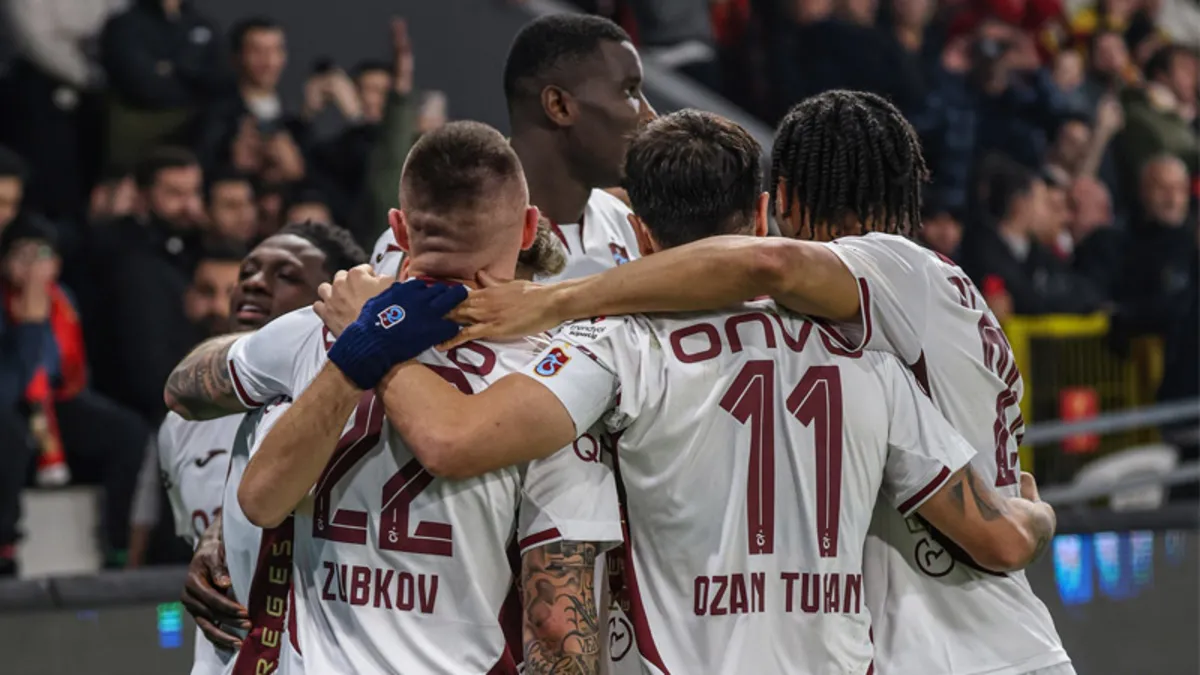Spor yazarları Göztepe - Trabzonspor maçını değerlendirdi! "Kalbi olan izlemesin"