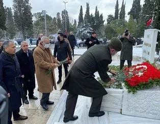 Mehmet Akif Ersoy kabri başında anıldı