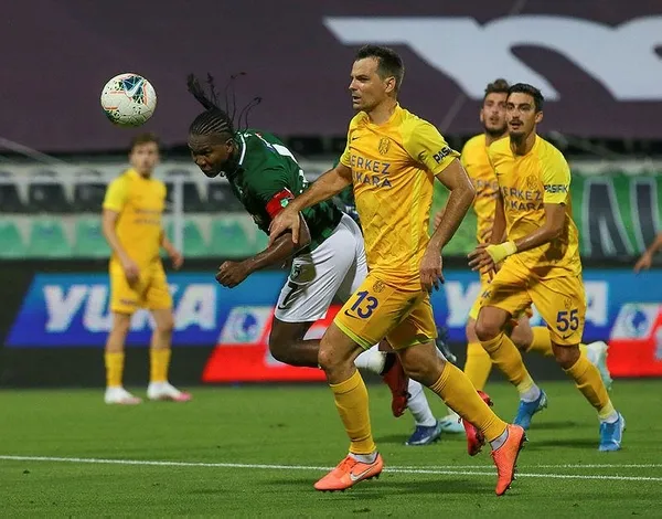 super-ligde-kume-dusen-takimlar-belli-oldu-iste-tff-1-ligden-yoluna-devam-edecek-takimlar-1595708100692.jpeg Süper Lig'de küme düşen takımlar belli oldu! İşte TFF 1. Lig'den yoluna devam edecek takımlar...-2