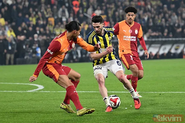 Spor yazarları Fenerbahçe-Galatasaray derbisini değerlendirdi: "Rezil bir hakem uygulaması" - 15