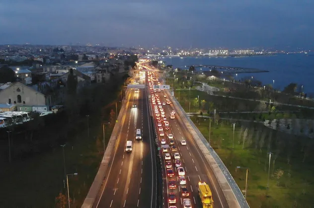Son dakika: Avrasya Tüneli'nde kaza