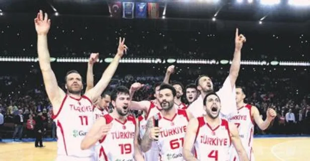 12 Dev Adam’dan İspanya’ya darbe