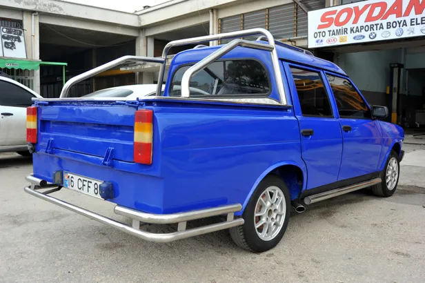 Bursa'da otomobil tamircisi Soydan Demir, Tofaş Kartal marka otomobilini kamyonete çevirerek çocukluk hayalini gerçekleştirdi-3