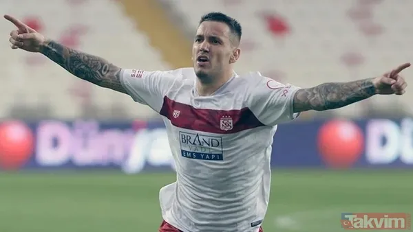 Mertens durdurulamıyor! Süper Lig'i kasıp kavurdu, Harry Kane'i de geçti... 37 yaşında Avrupa'ya damga vurdu - 29