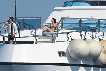 Burcu sezona ‘merhaba’ dedi