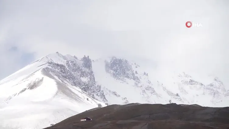 Erciyes'te kar sonrası kartpostallık görüntüler