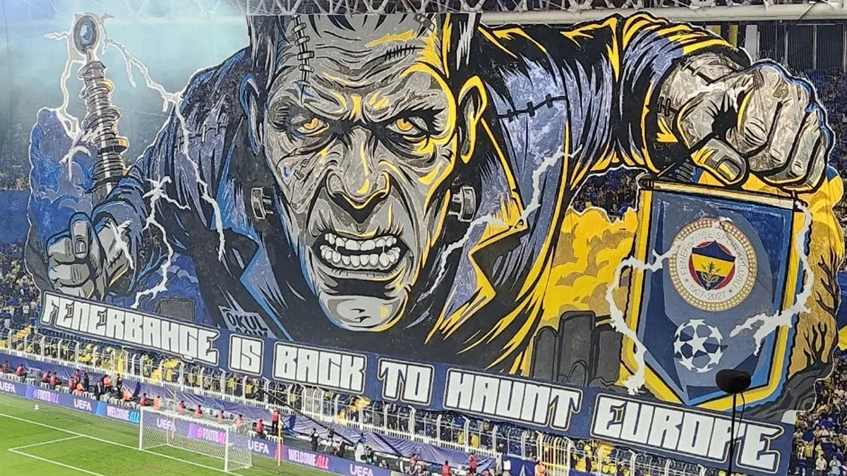 Fenerbahçe tribünlerinden Frankenstein koreografisiyle Roma maçına damga