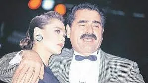 Hülya Avşar'dan İbrahim Tatlıses hakkında öpüşme itirafı! Avşar kızı itiraf etti gören duyan küçük dilini yuttu meğer o sırada...-4