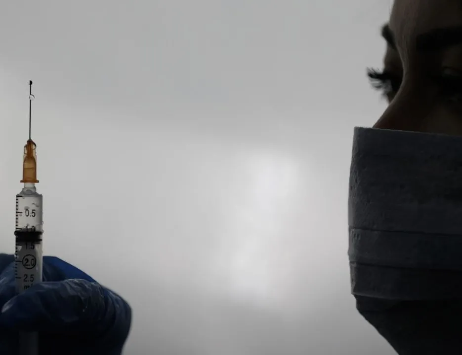 AstraZeneca aşısının yeni bir yan etkisi daha ortaya çıktı!