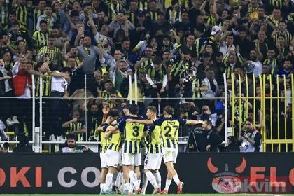 Fenerbahçe - Galatasaray derbisinden ekrana yansımayan kareler! Nefes kesen mücadele...