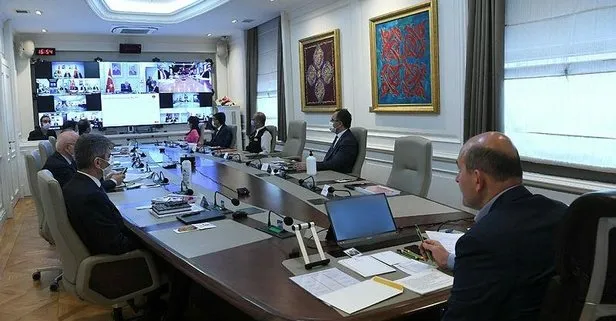 Son dakika: Bakan Soylu’nun başkanlığında video konferans yöntemiyle güvenlik toplantısı yapıldı