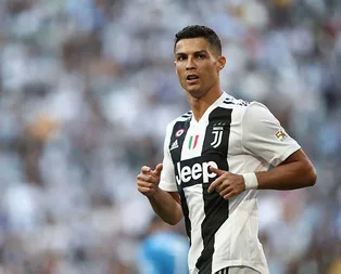Ronaldo’ya büyük şok! Messi ezdi geçti