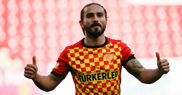 Son dakika Galatasaray haberleri... Cimbom’dan büyük atak! Cengiz Ünder olmayınca rota Halil Akbunar’a çevrildi!