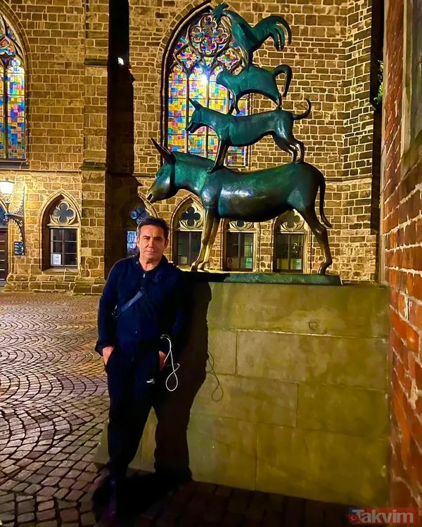 Göçer, bu mesleği seçmesinde, henüz bebekken yaşamını yitiren kardeşi Serhat'ın etkisi olduğunu söyledi: "Bu mesleğin sebebi Serhat. Bunu hep düşünmüşümdür....