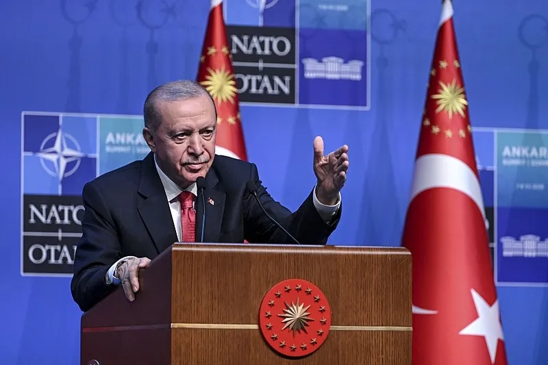 kulliyeden-dunyaya-f-35-mesaji-baskan-erdogan-bizi-izlemeye-devam-edin-1783534922558.jpeg Külliye'den dünyaya F-35 mesajı! Başkan Erdoğan: Bizi izlemeye devam edin-2