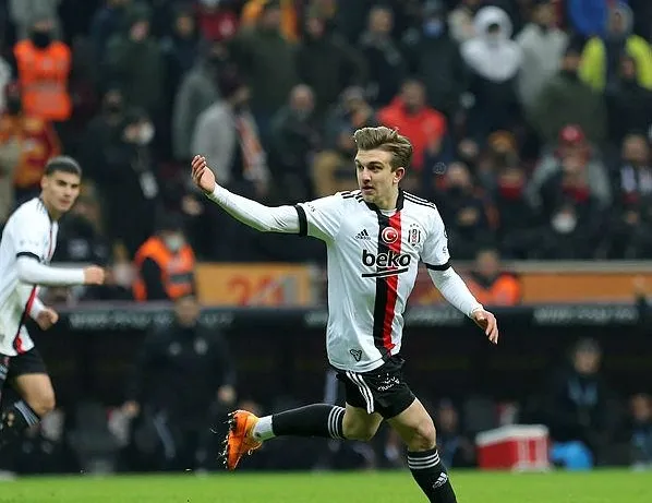 Kartal’da kadro isyanı