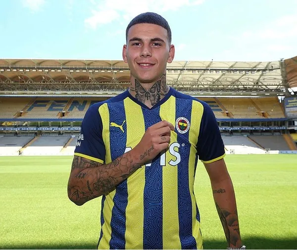 son-dakika-fenerbahce-tiago-cukuru-gonderdi-1661851806038.jpg