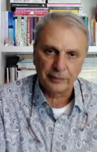 Can Ataklı'dan skandal sözler! 30 Ağustos kutlamalarında Kur'an okunmasını hedef aldı