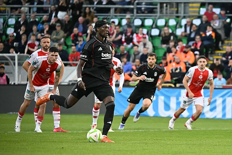 Beşiktaş'ta Wilfred Ndidi sonrası sıra onun! Transfer için ilk hamle - 13