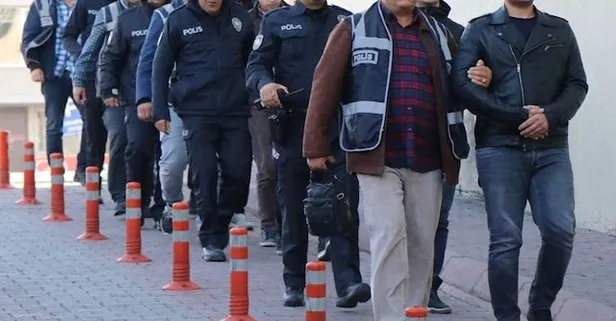 İzmir merkezli 30 hücre evine yönelik düzenlenen FETÖ operasyonunda flaş gelişme