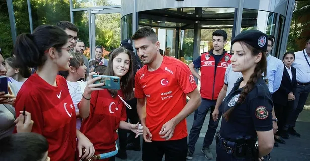 A Milli Futbol Takımı Hollanda’ya gitti