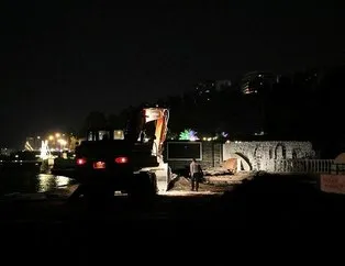 CHP’li belediye yıkıma düğünde başladı