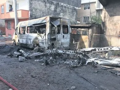 canakkale-kara-savaslarinin-107-yildonumu-anma-torenleri-kapsaminda-gencler-57-alay-vefa-yuruyusu-duzenledi-1650926465121.jpeg Çanakkale Kara Savaşları’nın 107. yıldönümü anma törenleri kapsamında gençler 57. Alay Vefa Yürüyüşü düzenledi-2