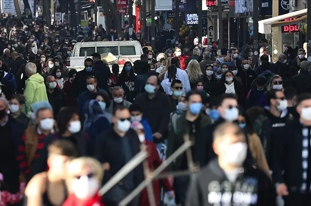 Koronavirüs vakalarının tavan yaptığı ilde validen çok sert uyarı: Peşin peşin söylüyorum...