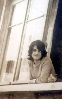 Ünlülerin şaşırtan hayat hikayeleri