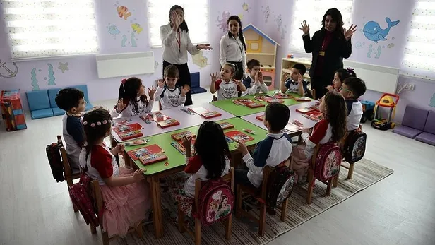 2021-kpss-ogretmen-atamasi-milli-egitim-bakani-mahmut-ozer-duyurdu-atama-olacak-mi-1648582924721.jpeg 2021 KPSS ile öğretmen ataması! Milli Eğitim Bakanı Mahmut Özer duyurdu! Atama olacak mı?-3