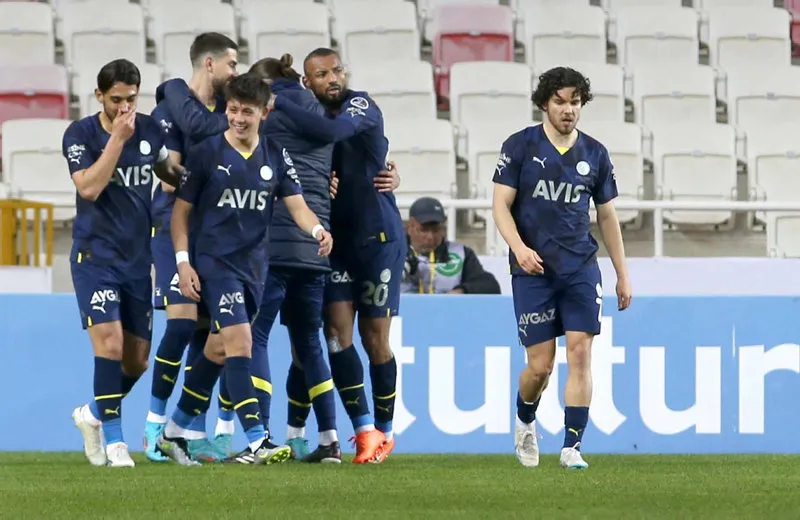 Fenerbahçe'de o isme eleştiri! "Jesus'a sormak gerek..." - 2