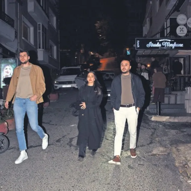 Flaş patlayınca kaçtı