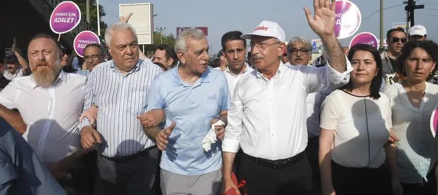 Sözde adalet yürüyüşü teröristbaşı FETO'ya yetmedi!