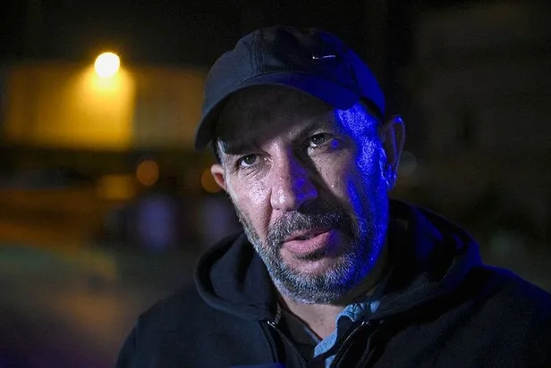 Fransa'da polis aracının karıştığı olayda ağır yaralanan Türk genç Türkiye'ye getirildi-3