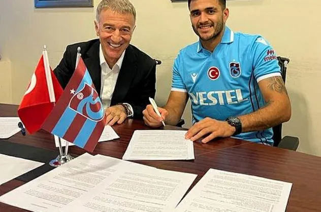 Fenerbahçe Başkanı Ali Koç’un Maxi Gomez ve şampiyonluk sayısı ile ilgili sözlerine Trabzonspor'dan 8'li gönderme