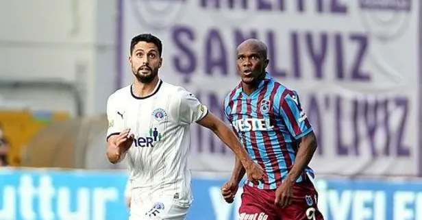 Trabzonspor’da Nwakaeme kalecilik performansıyla alkışlandı