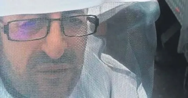 Muğla’da devrilen kamyonetteki arıılar Marmaris İlçe Tarım Müdürü’ne saldırdı