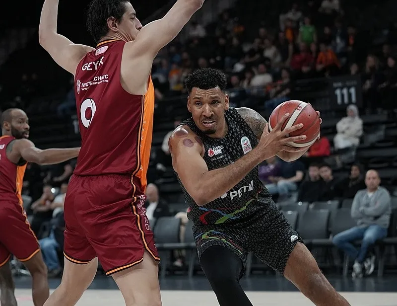 Galatasaray-Aliağa: 81-86