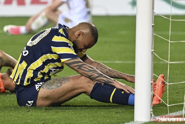 En Önemli Anlarda Böyle Kayıplar Yaşarsan Şampiyonluğu Rüyanda Görürsün. Bunun En Büyük Sorumlusu İse Kimse Kusura Bakmasın Jorge Jesus'tur. Yol Yakınken...