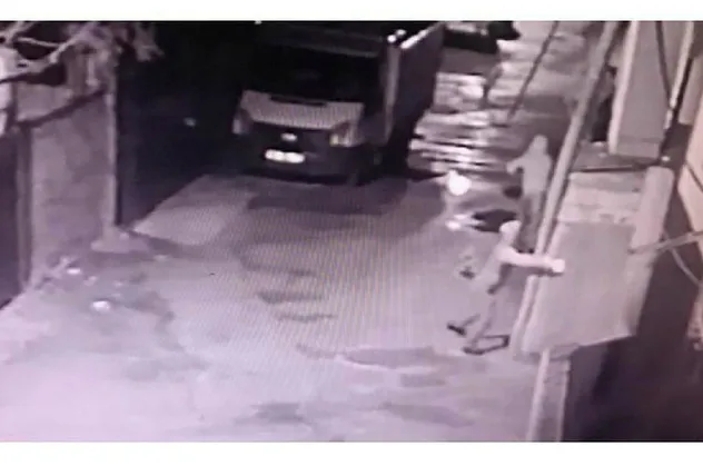 Adana'da hareketli anlar! Polise defalarca kurşun sıktı