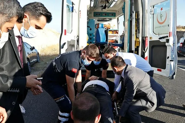 Son dakika: Bakan Karaismailoğlu'nun konvoyunda kaza: 2 kişi yaralandı-5