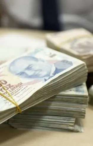 Kredi kampanyaları devam ediyor: Bankalar faizleri düşürdü! İşte çekeceğiniz krediye göre ödenecek miktar