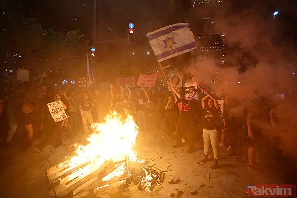 Netanyahu'ya tepkiler dinmiyor! On binlerce İsrailli sokaklara akın etti! Ana yollları trafiğe kapattılar - 7