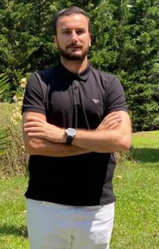 İş insanı Uğur Aslan'dan 10 bin fidan bağışı