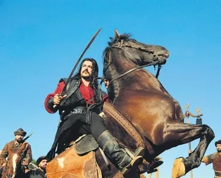 Kuruluş Osman dünyayı fethetti! Arapça, Rusça ve İspanyolca...