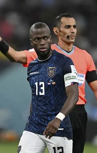 Valencia endişesi! Fenerbahçe'nin yıldızına Körfez ülkelerinden teklif yağıyor