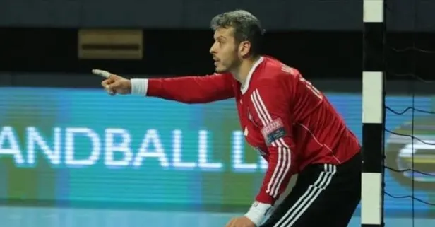 AEK’dan asker selamı cezası