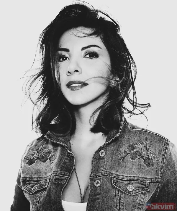 Müstakbel eşi de ünlü çıktı! Güldür Güldür’ün Mehtap’ı Meltem Yılmazkaya evlilik yolunda ilk adımı attı! Bakın kiminle evleniyor... - 19